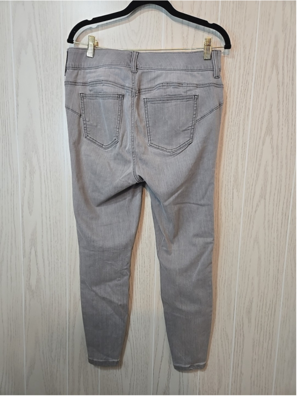 Torrid Bombshell Skinny Jeans Size 10 Short Gray Distressed Raw Hem Stretch - Picture 7 of 8